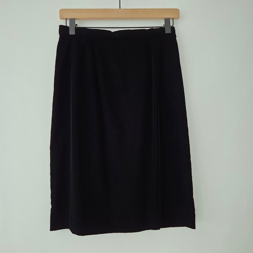 Vintage Talbots Pencil Skirt Black Velvet Microfiber Elegant Women Size‎ 6